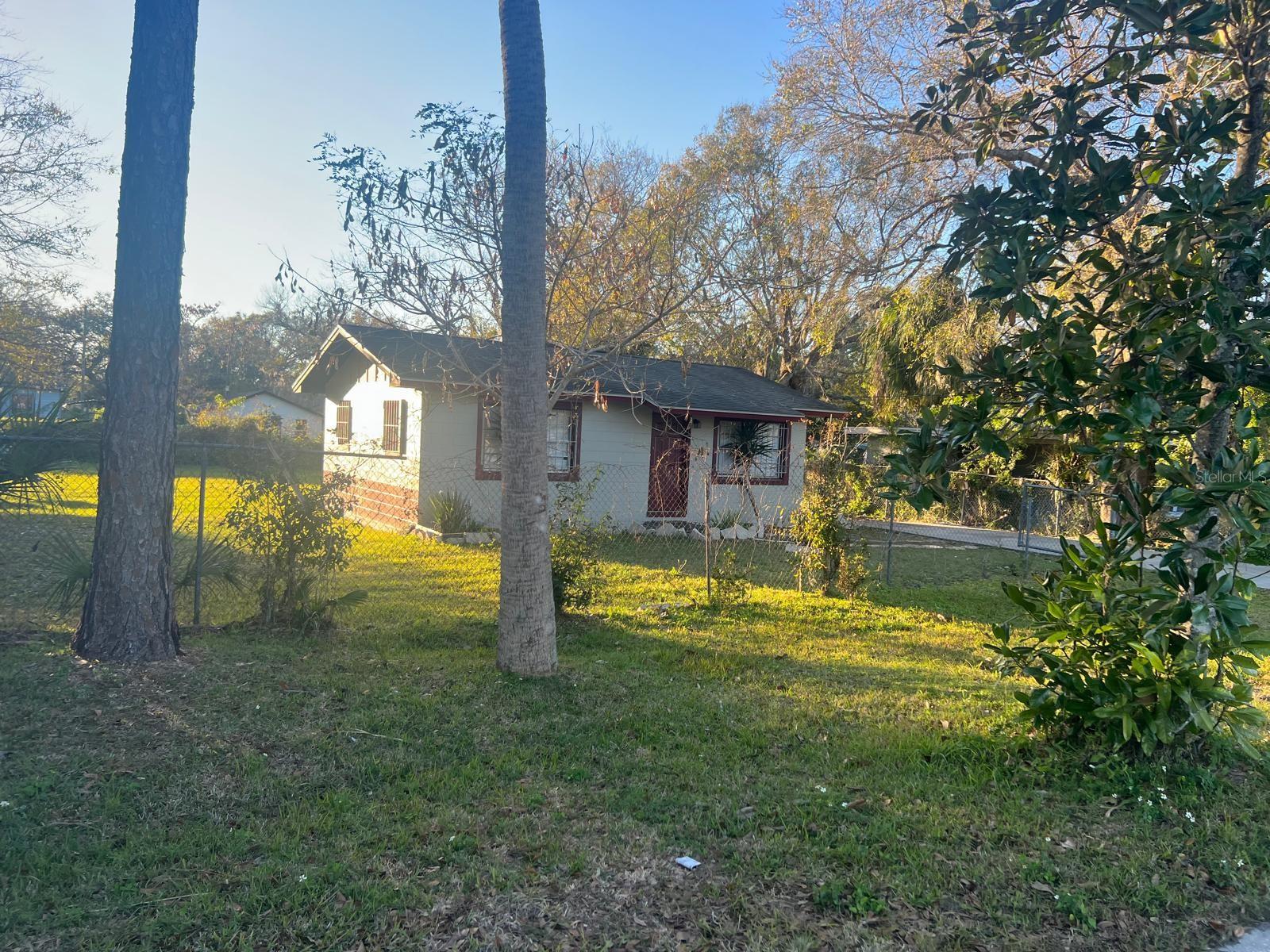1112/1114 S BAY AVE, SANFORD, FL, 32771