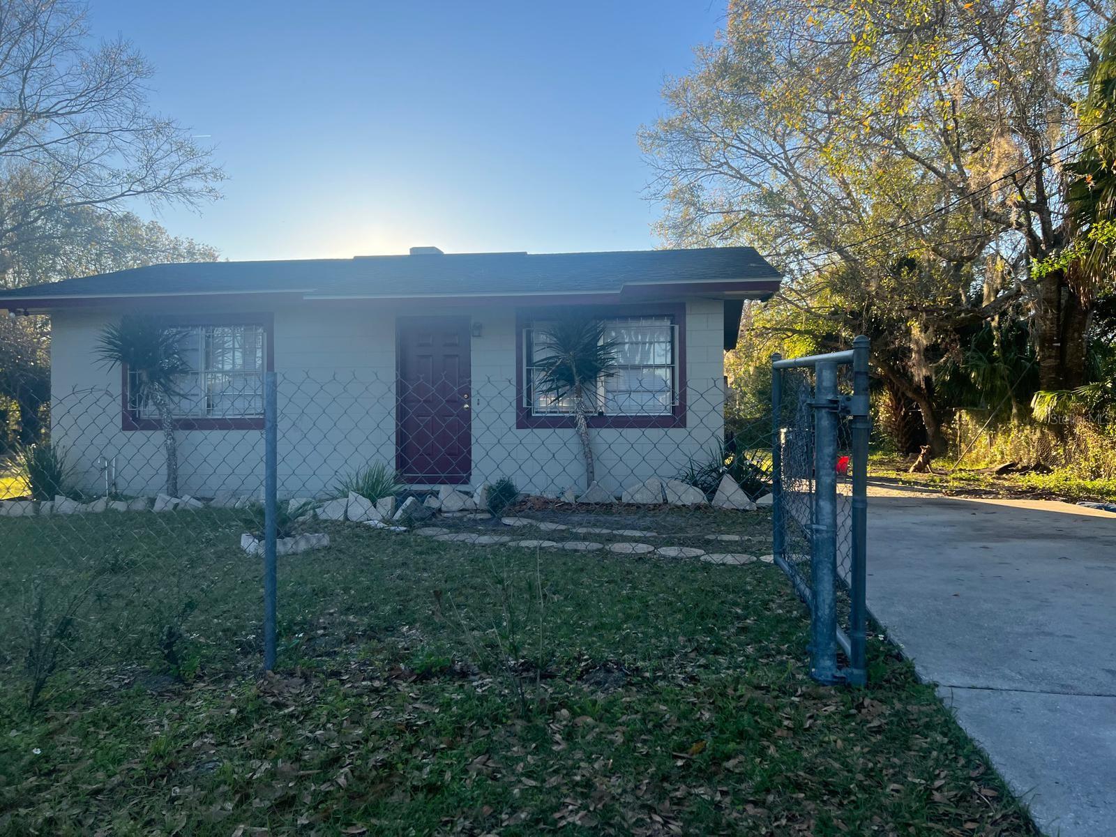 1112/1114 S BAY AVE, SANFORD, FL, 32771