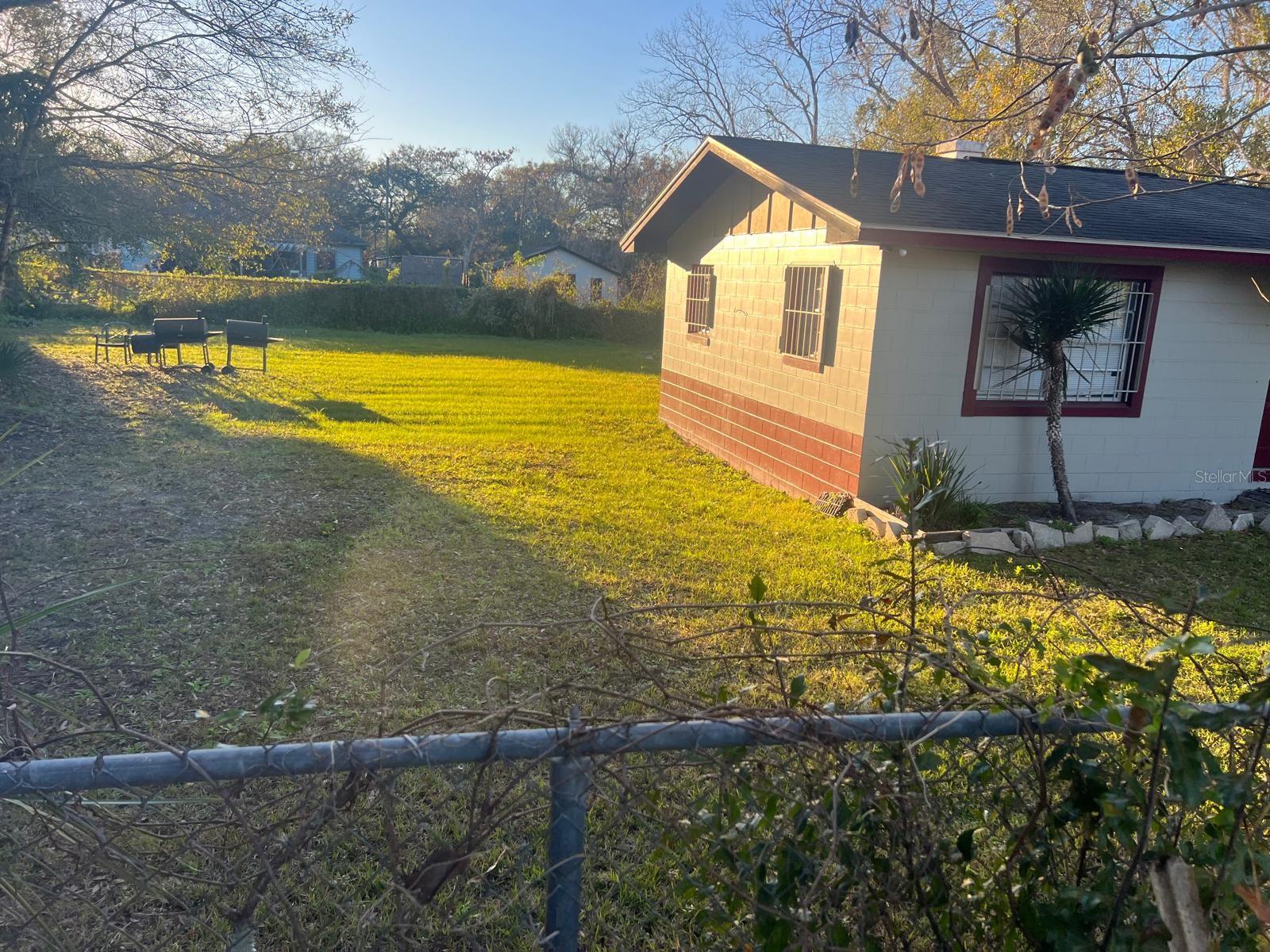 1112/1114 S BAY AVE, SANFORD, FL, 32771