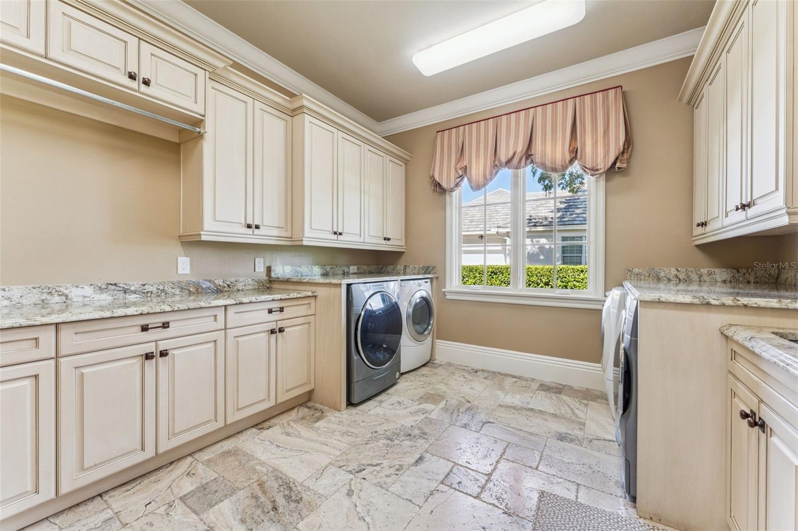 9225 BEVINGTON LN, ORLANDO, FL, 32827