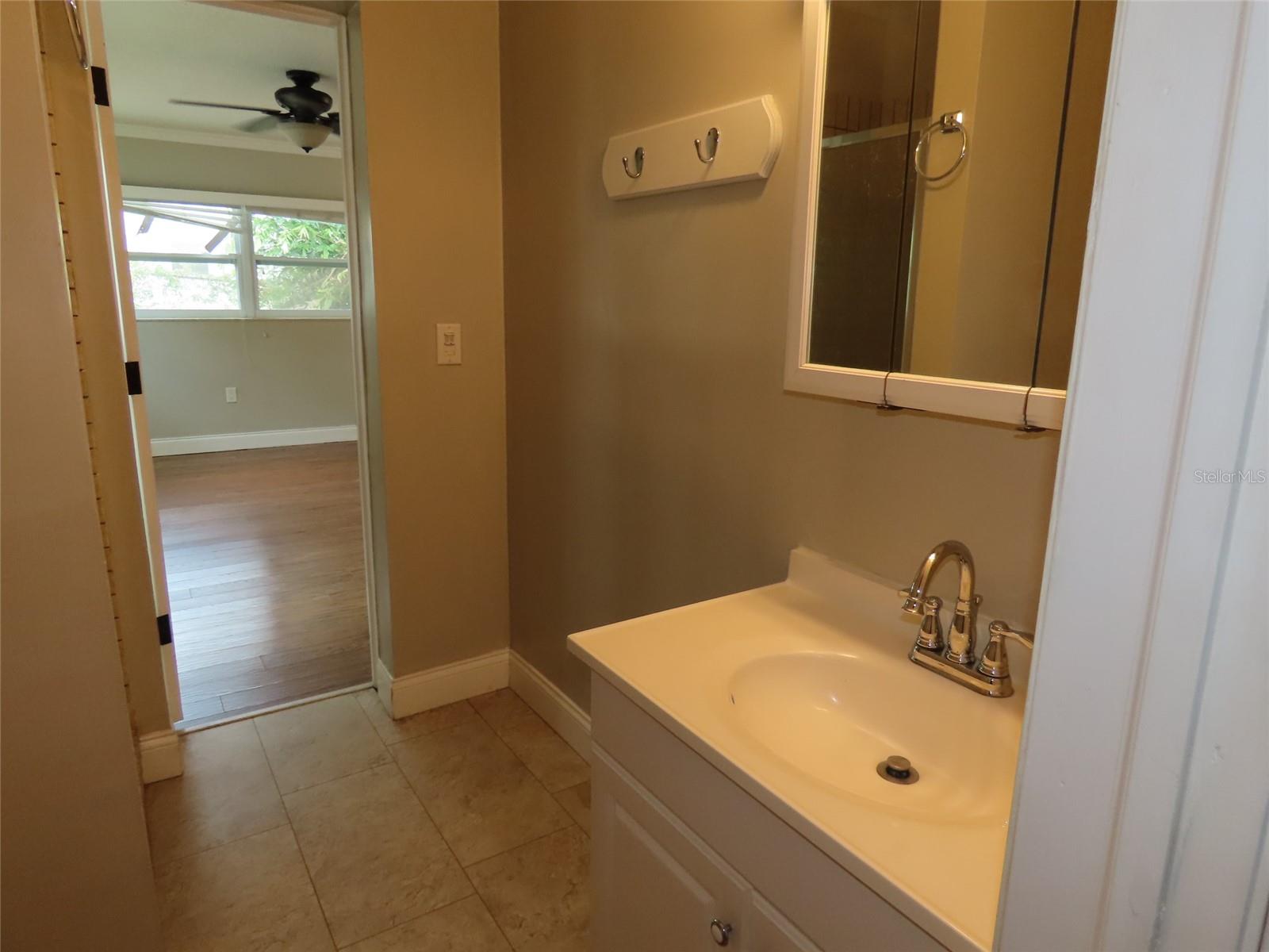 2277 S LAGOON CIR, CLEARWATER, FL, 33765