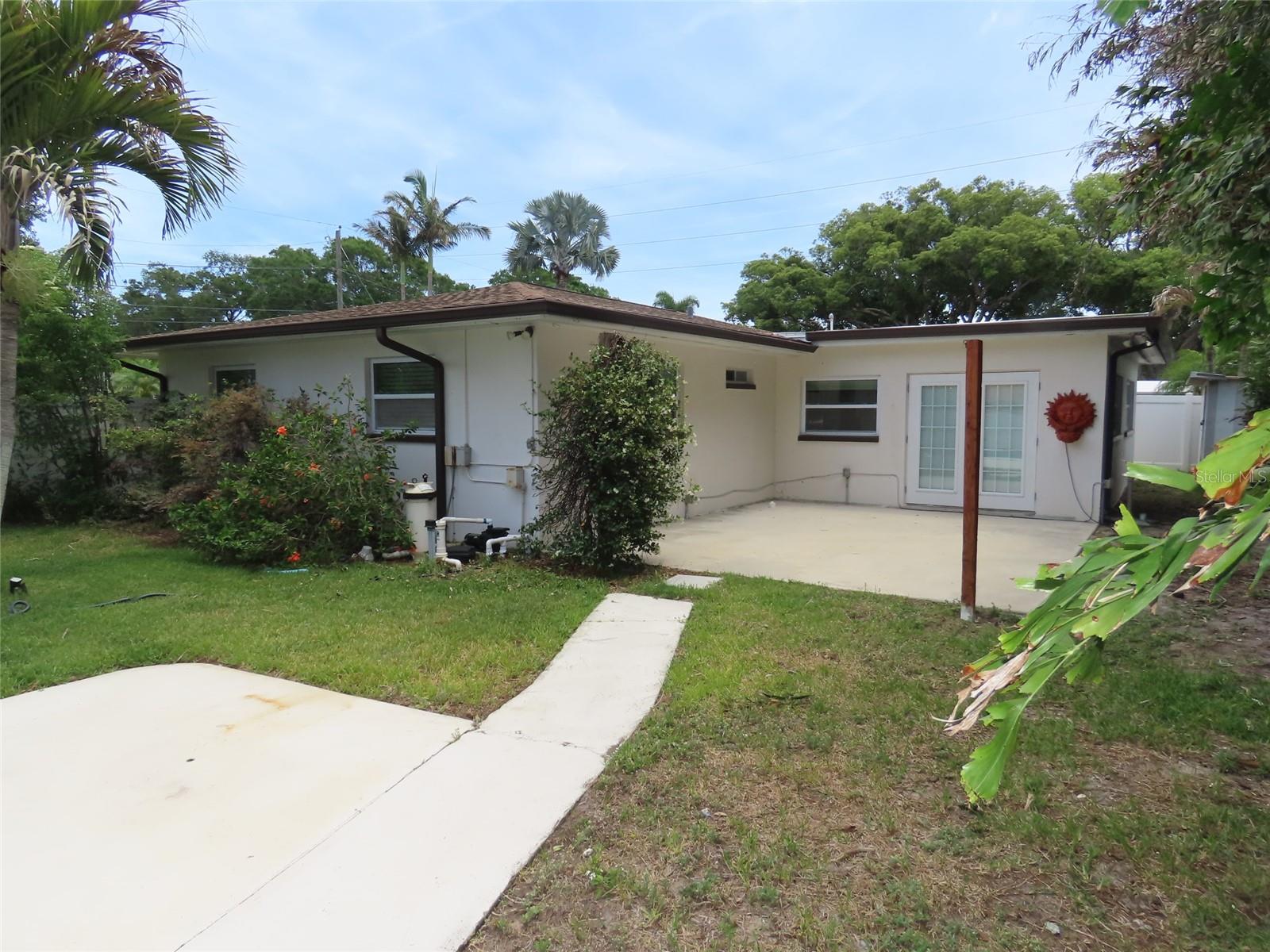 2277 S LAGOON CIR, CLEARWATER, FL, 33765