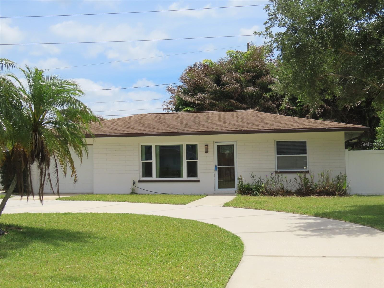 2277 S LAGOON CIR, CLEARWATER, FL, 33765