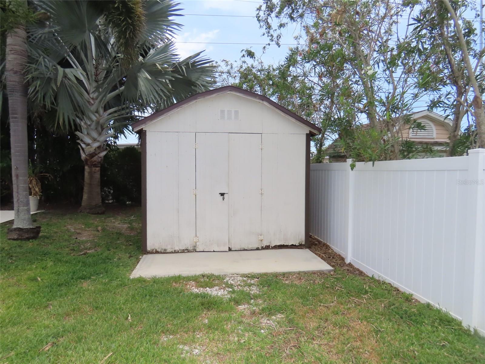 2277 S LAGOON CIR, CLEARWATER, FL, 33765