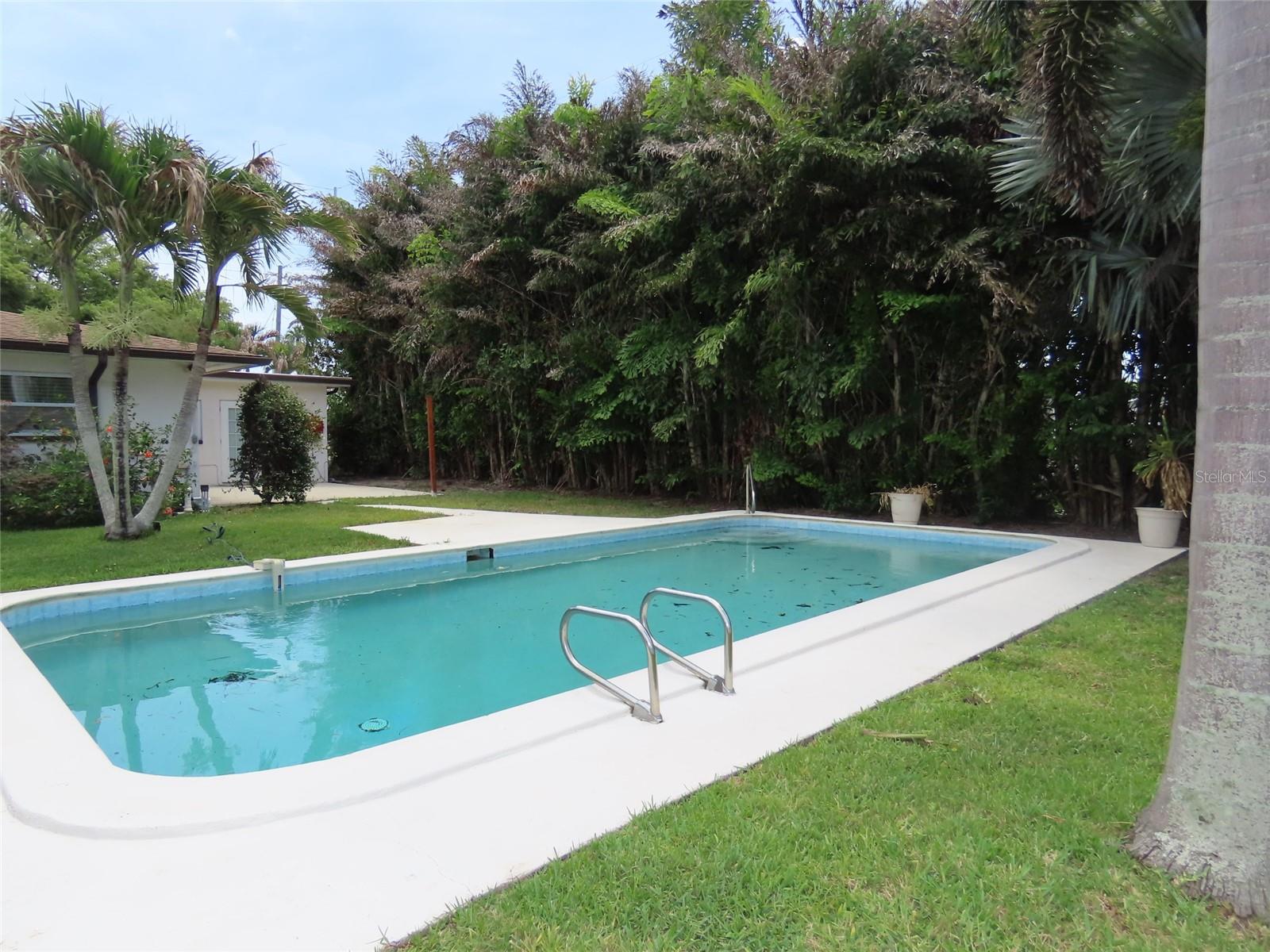 2277 S LAGOON CIR, CLEARWATER, FL, 33765