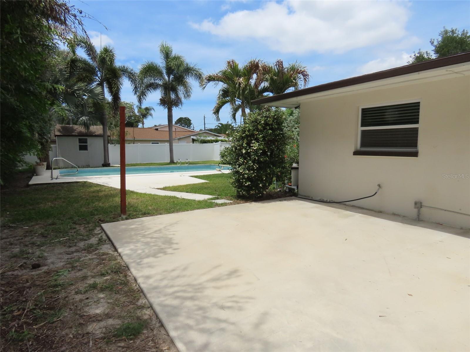 2277 S LAGOON CIR, CLEARWATER, FL, 33765