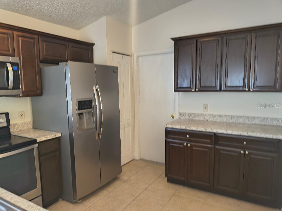 1003 WINTERBERRY LN, ORLANDO, FL, 32811