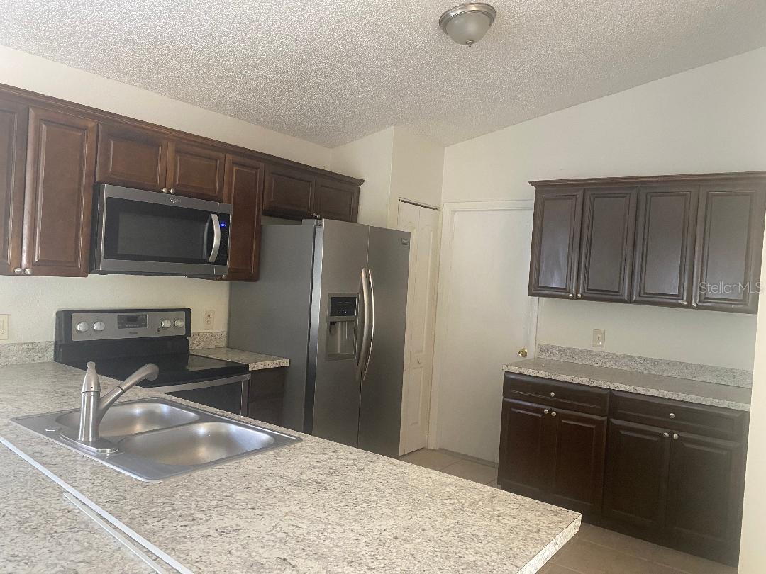 1003 WINTERBERRY LN, ORLANDO, FL, 32811