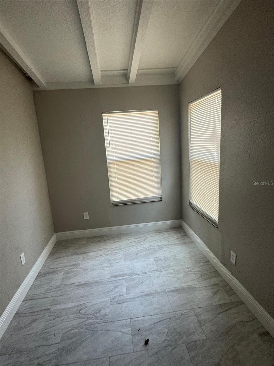 4019 E GROVE ST, TAMPA, FL, 33610