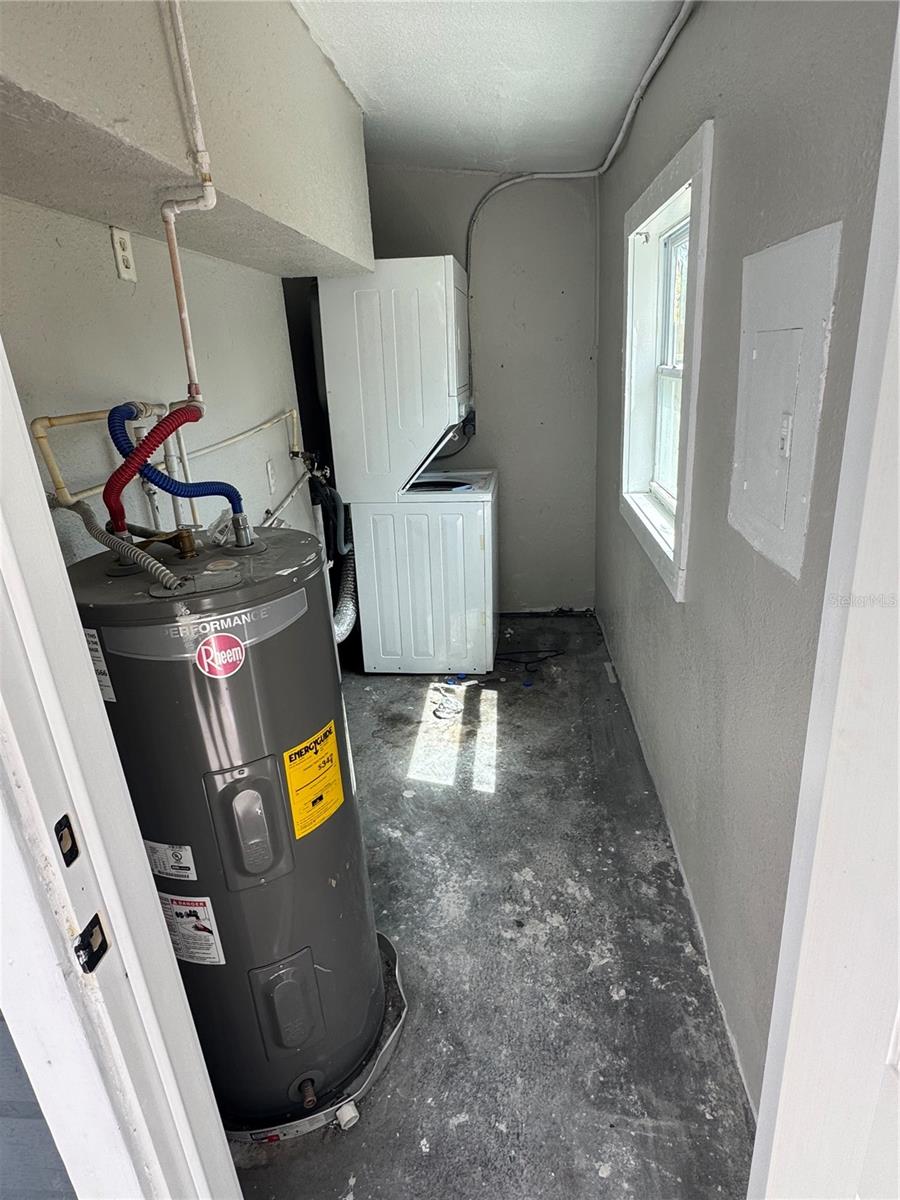 4019 E GROVE ST, TAMPA, FL, 33610