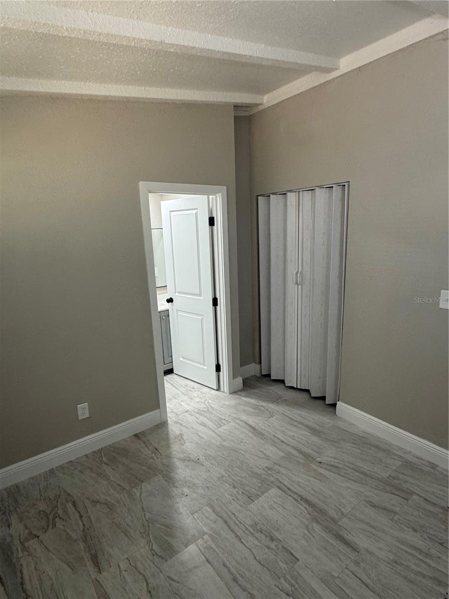 4019 E GROVE ST, TAMPA, FL, 33610