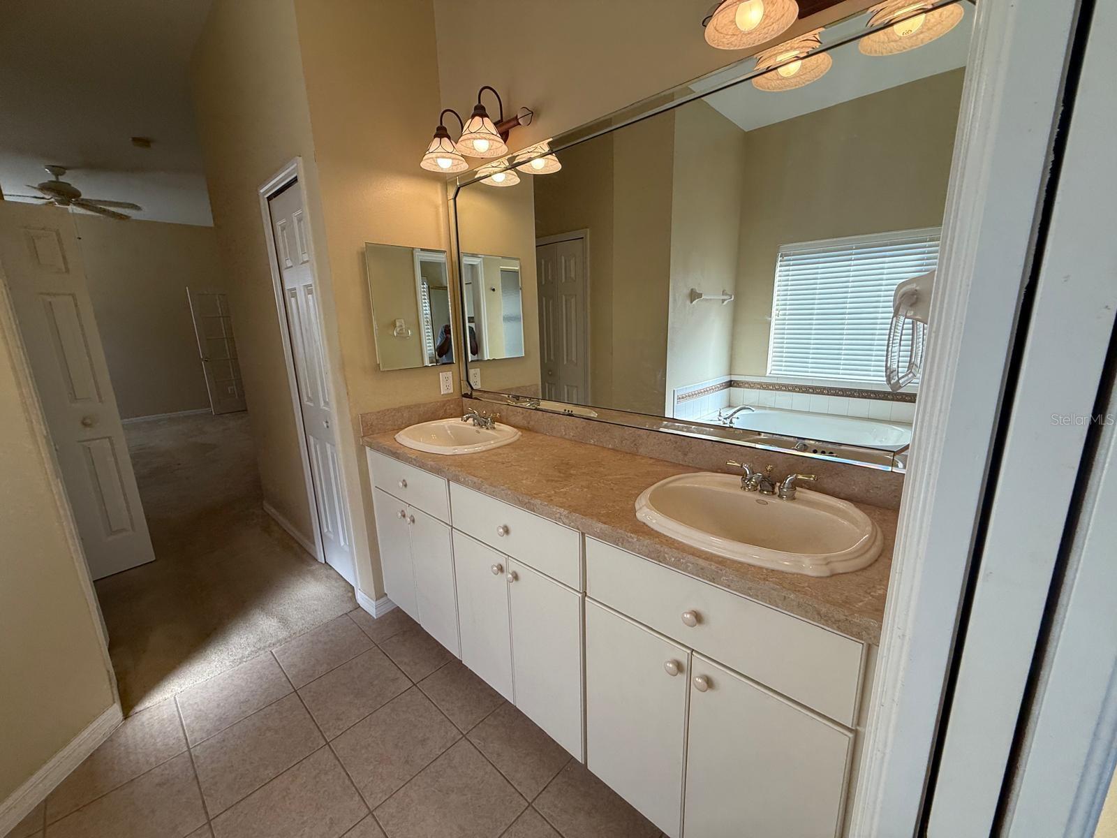 5111 IRONSIDES CT, TAVARES, FL, 32778