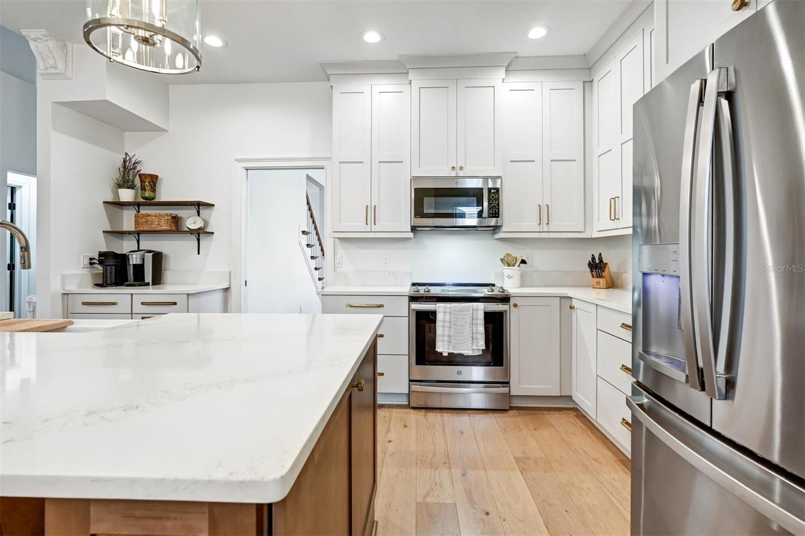 6011 WILLIAMSBURG WAY, TAMPA, FL, 33625