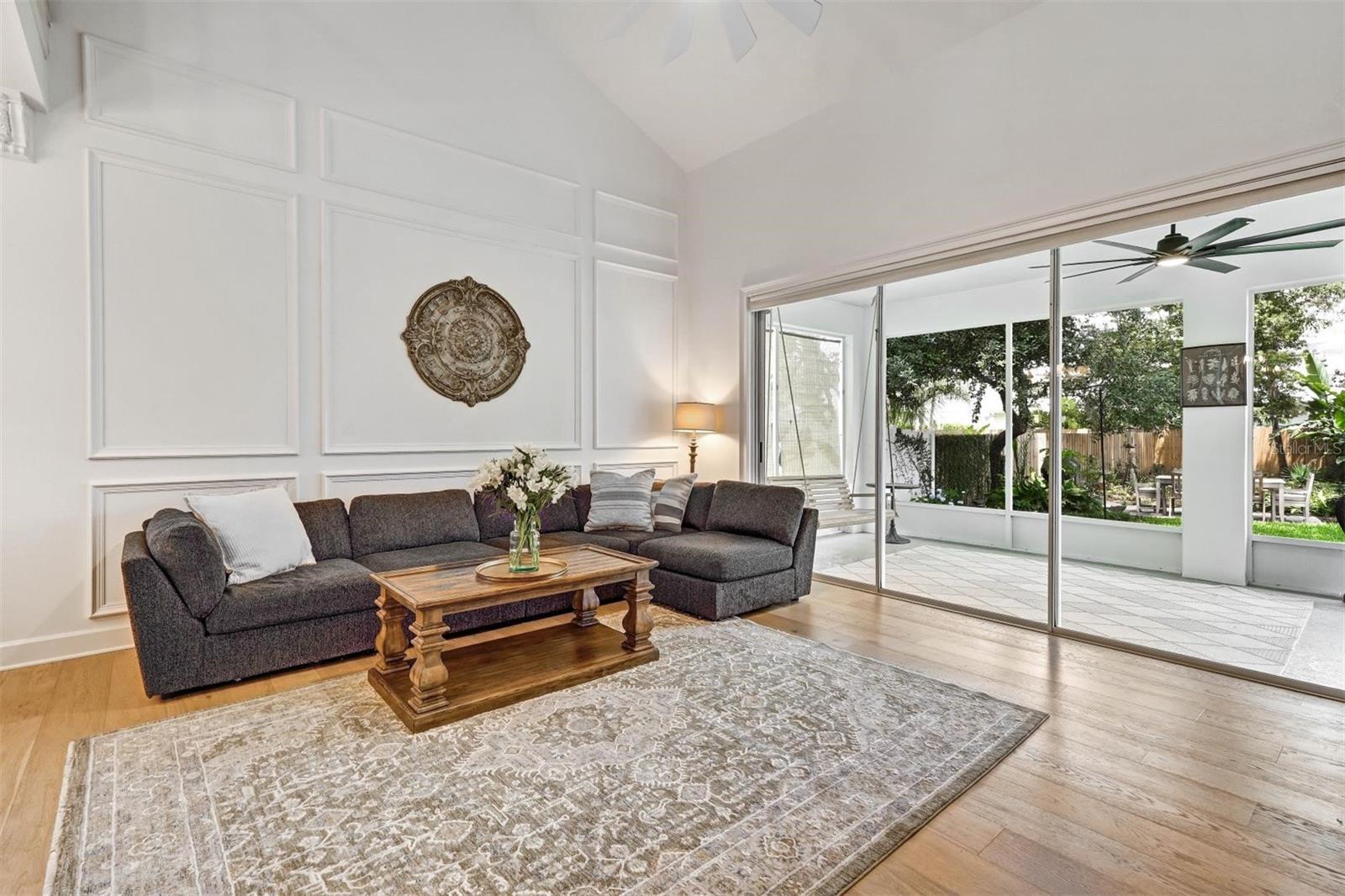 6011 WILLIAMSBURG WAY, TAMPA, FL, 33625