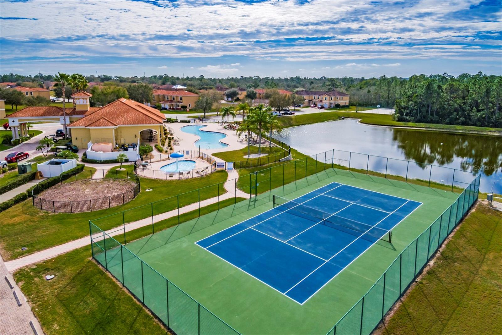 572 BAY LEAF DR, POINCIANA, FL, 34759