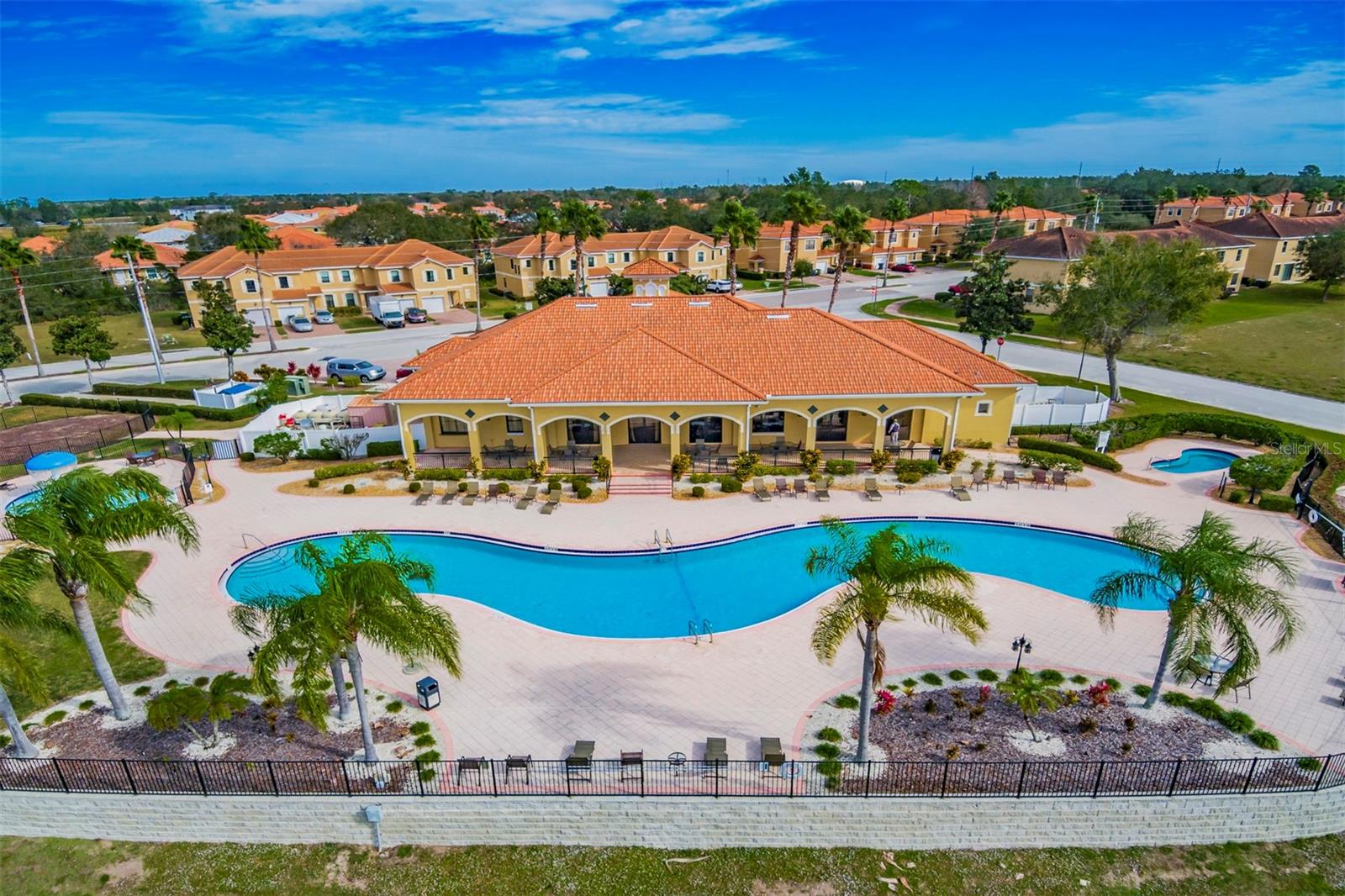 572 BAY LEAF DR, POINCIANA, FL, 34759