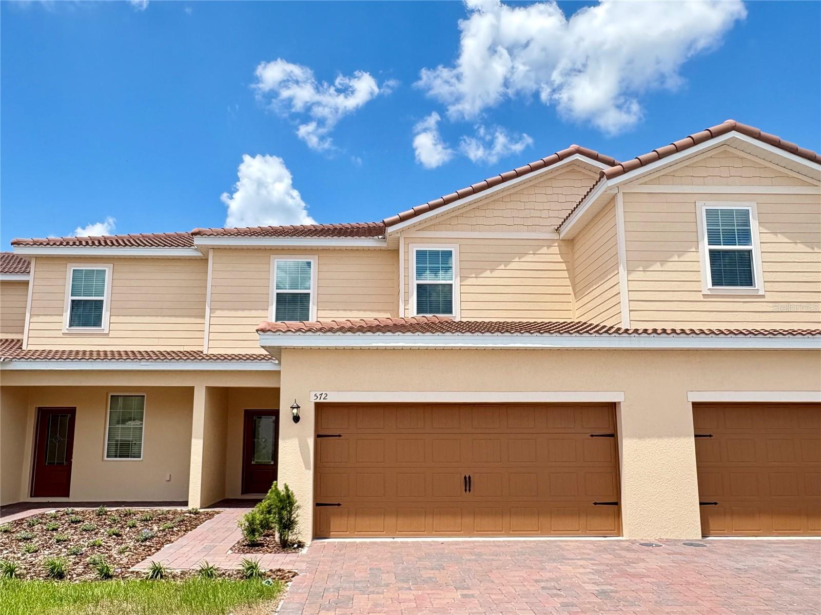 572 BAY LEAF DR, POINCIANA, FL, 34759