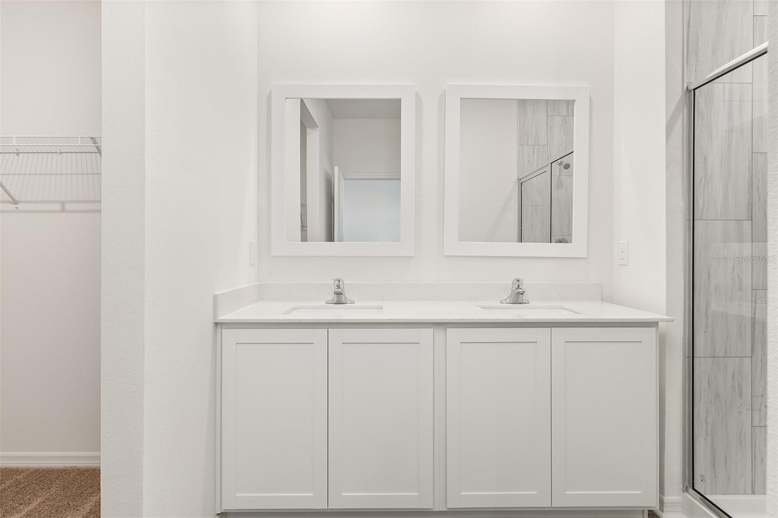 1782 WHITE ELEPHANT, WINTER HAVEN, FL, 33884