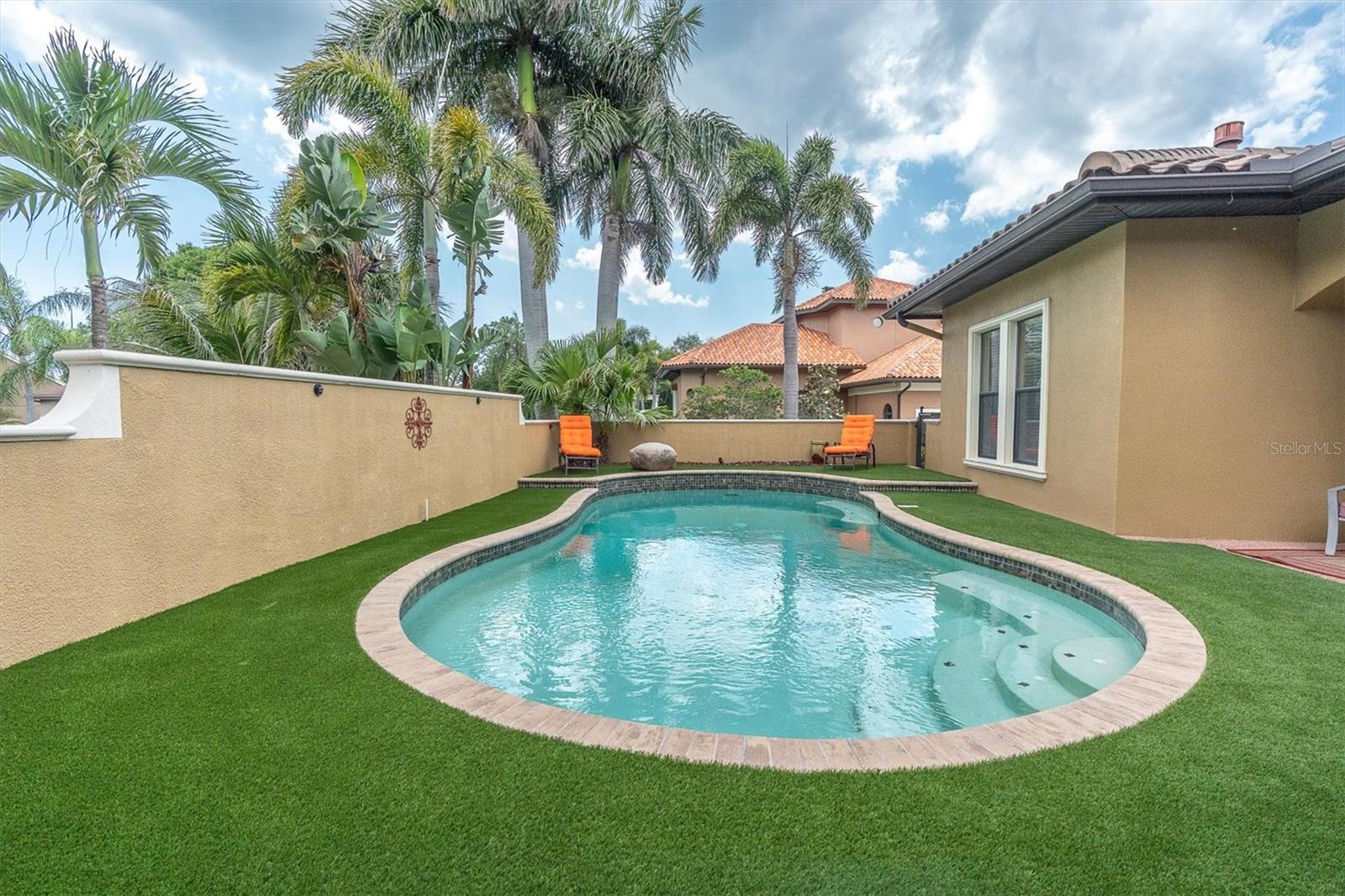 1067 ASHLAND AVE, TARPON SPRINGS, FL, 34689