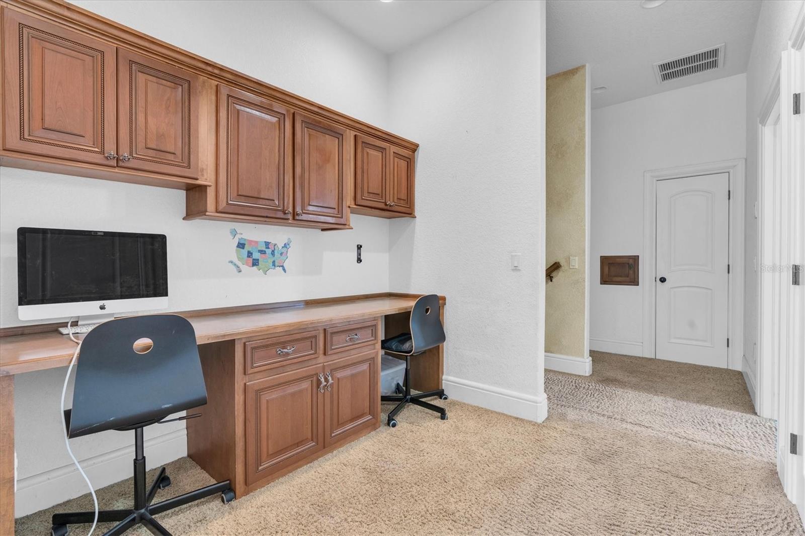 1067 ASHLAND AVE, TARPON SPRINGS, FL, 34689