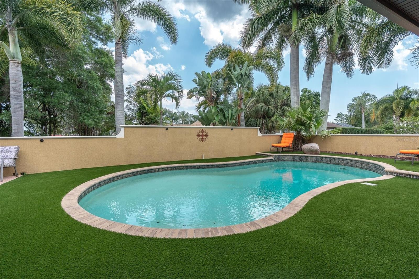 1067 ASHLAND AVE, TARPON SPRINGS, FL, 34689