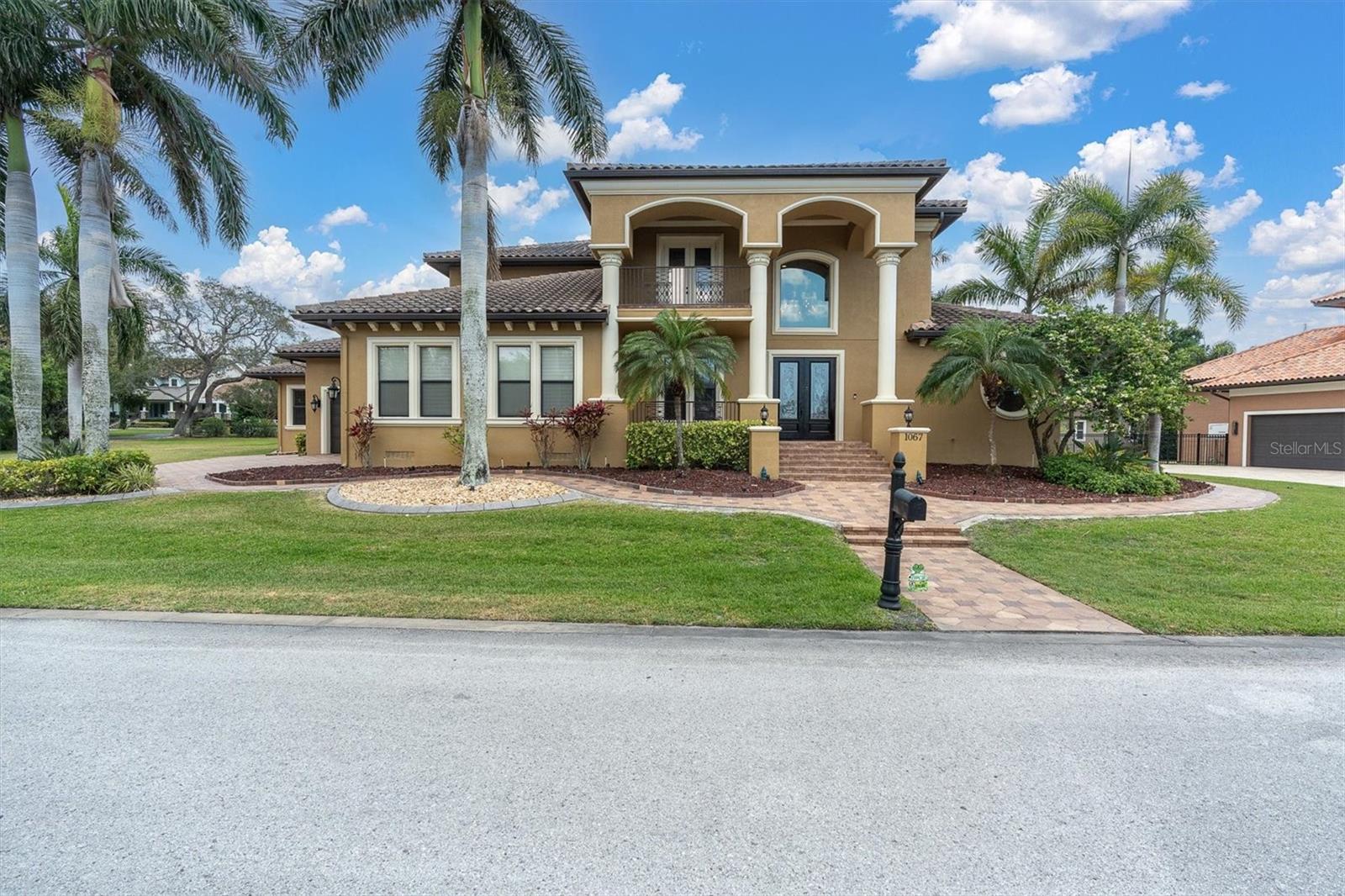 1067 ASHLAND AVE, TARPON SPRINGS, FL, 34689