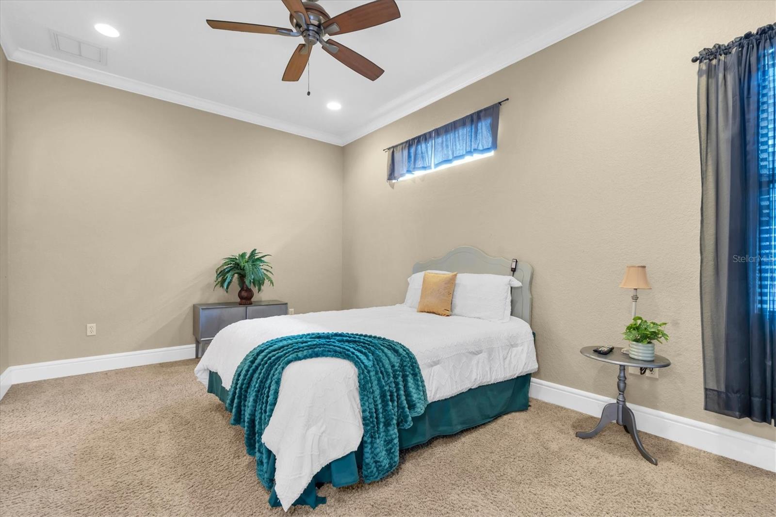 1067 ASHLAND AVE, TARPON SPRINGS, FL, 34689