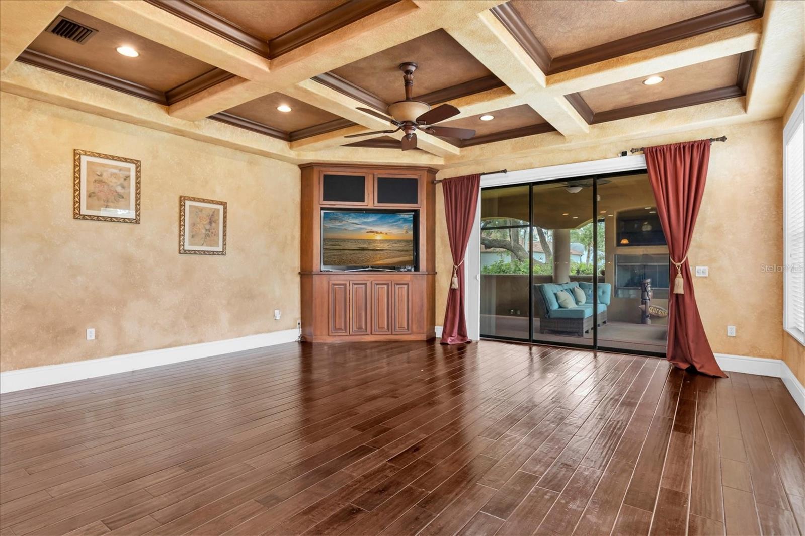 1067 ASHLAND AVE, TARPON SPRINGS, FL, 34689