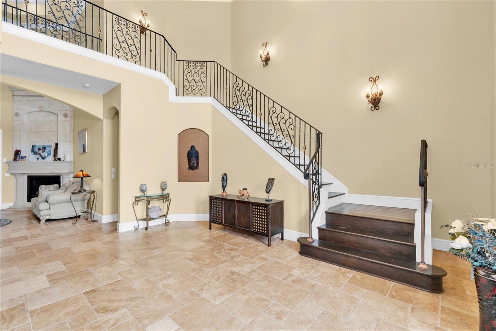 1067 ASHLAND AVE, TARPON SPRINGS, FL, 34689