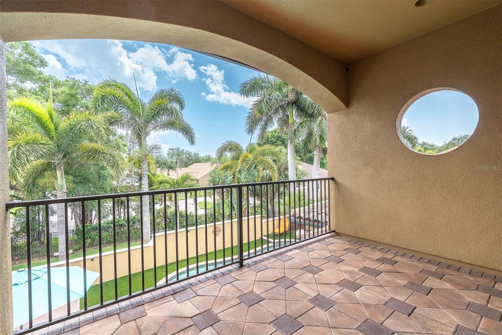 1067 ASHLAND AVE, TARPON SPRINGS, FL, 34689