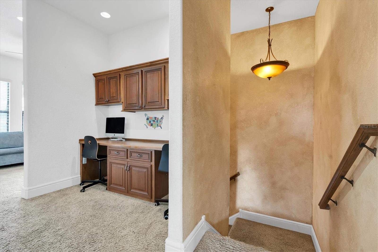 1067 ASHLAND AVE, TARPON SPRINGS, FL, 34689