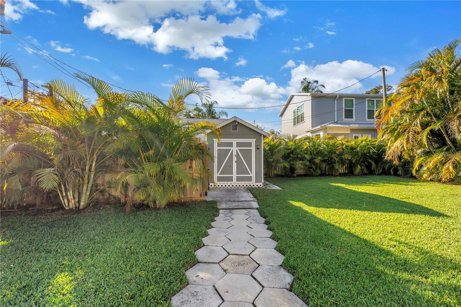 2320 5TH ST N, ST PETERSBURG, FL, 33704