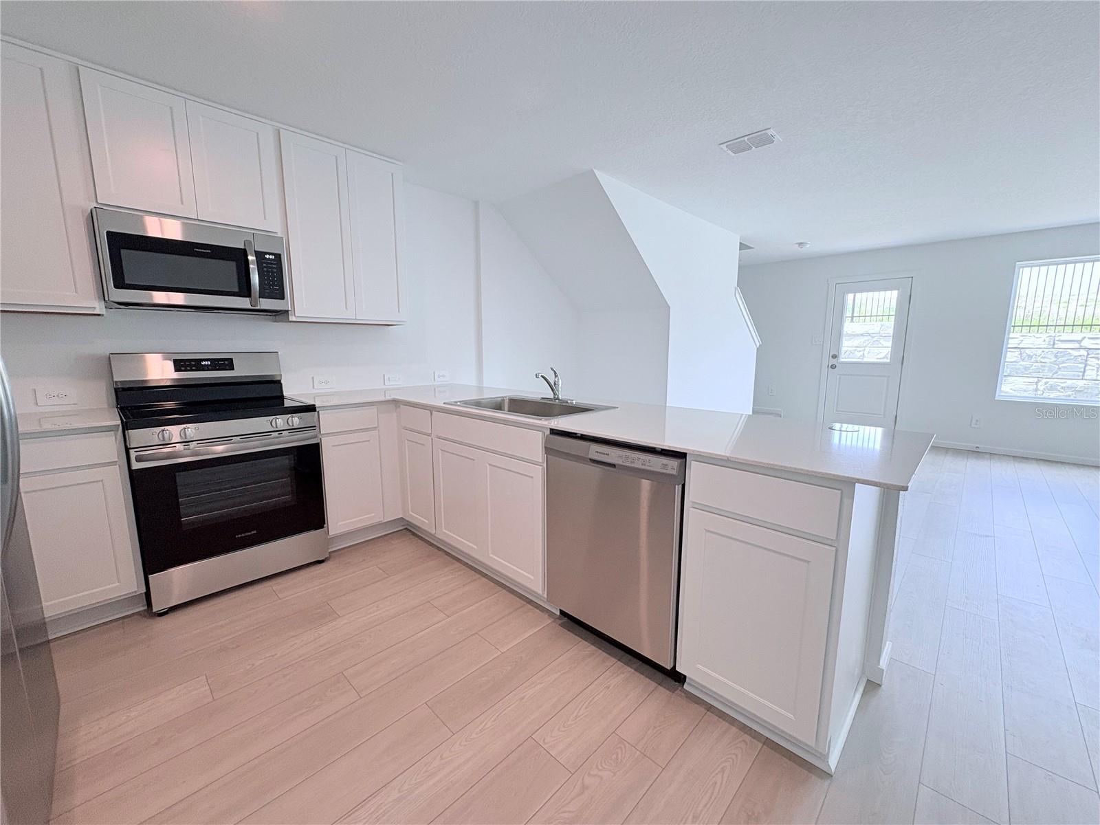 866 LYNX ST, DAVENPORT, FL, 33837