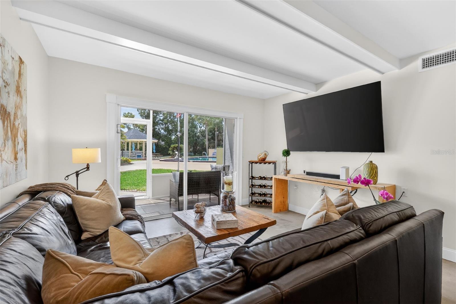 101 N GRANDVIEW ST #1, MOUNT DORA, FL, 32757