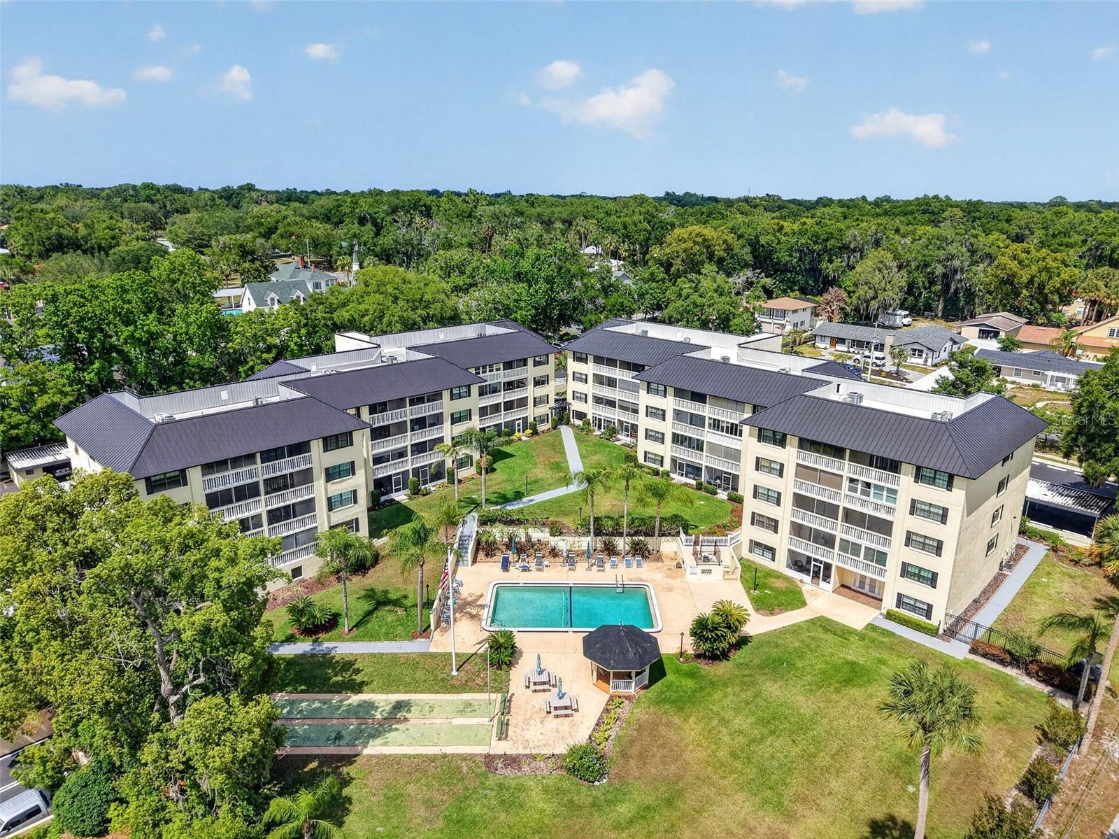 101 N GRANDVIEW ST #1, MOUNT DORA, FL, 32757