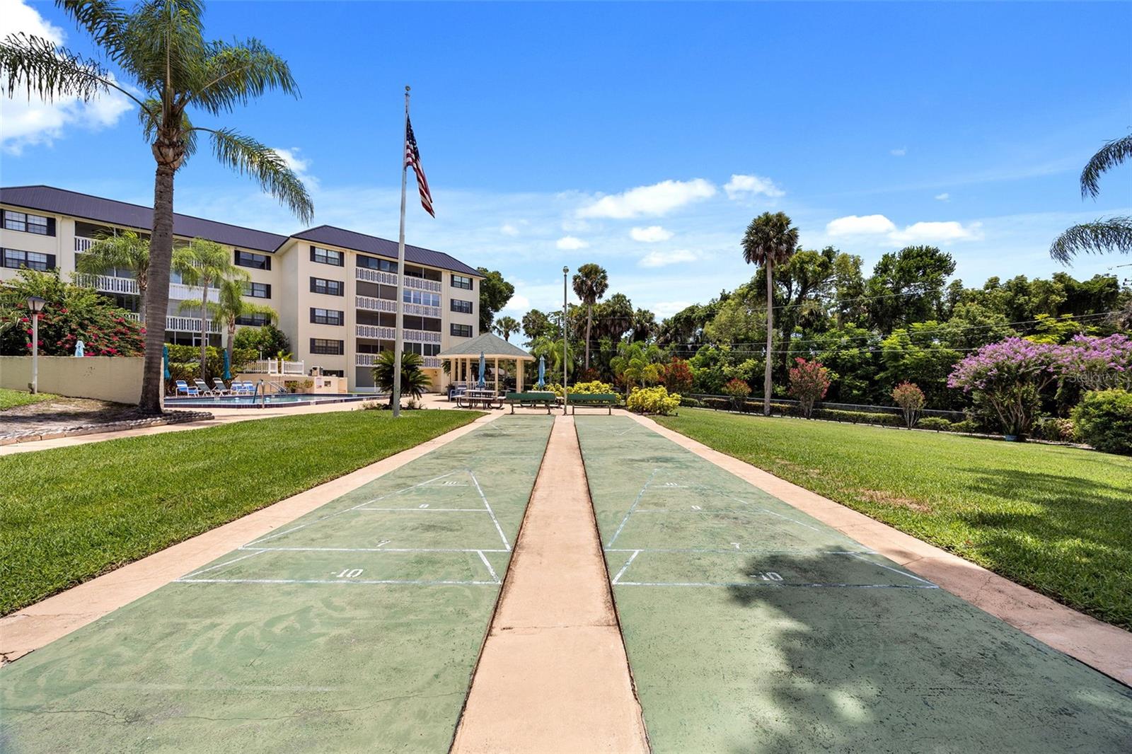 101 N GRANDVIEW ST #1, MOUNT DORA, FL, 32757