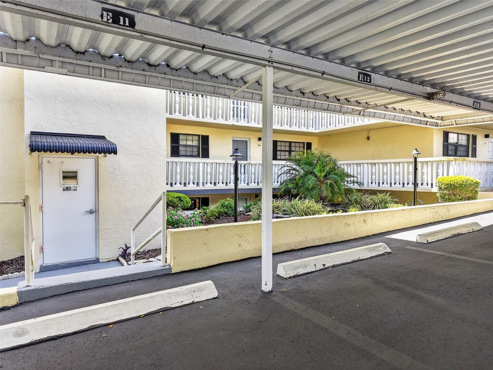 101 N GRANDVIEW ST #1, MOUNT DORA, FL, 32757