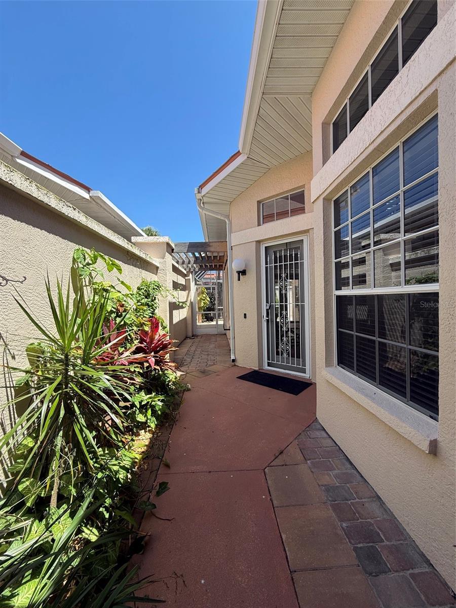 808 VIA TRIPOLI, PUNTA GORDA, FL, 33950