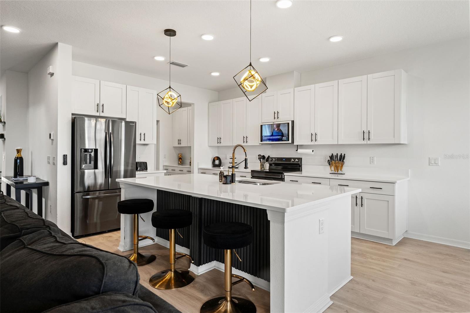5945 NEWBERRY PINES AVE, WESLEY CHAPEL, FL, 33545