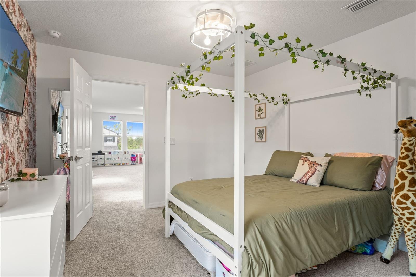 5945 NEWBERRY PINES AVE, WESLEY CHAPEL, FL, 33545