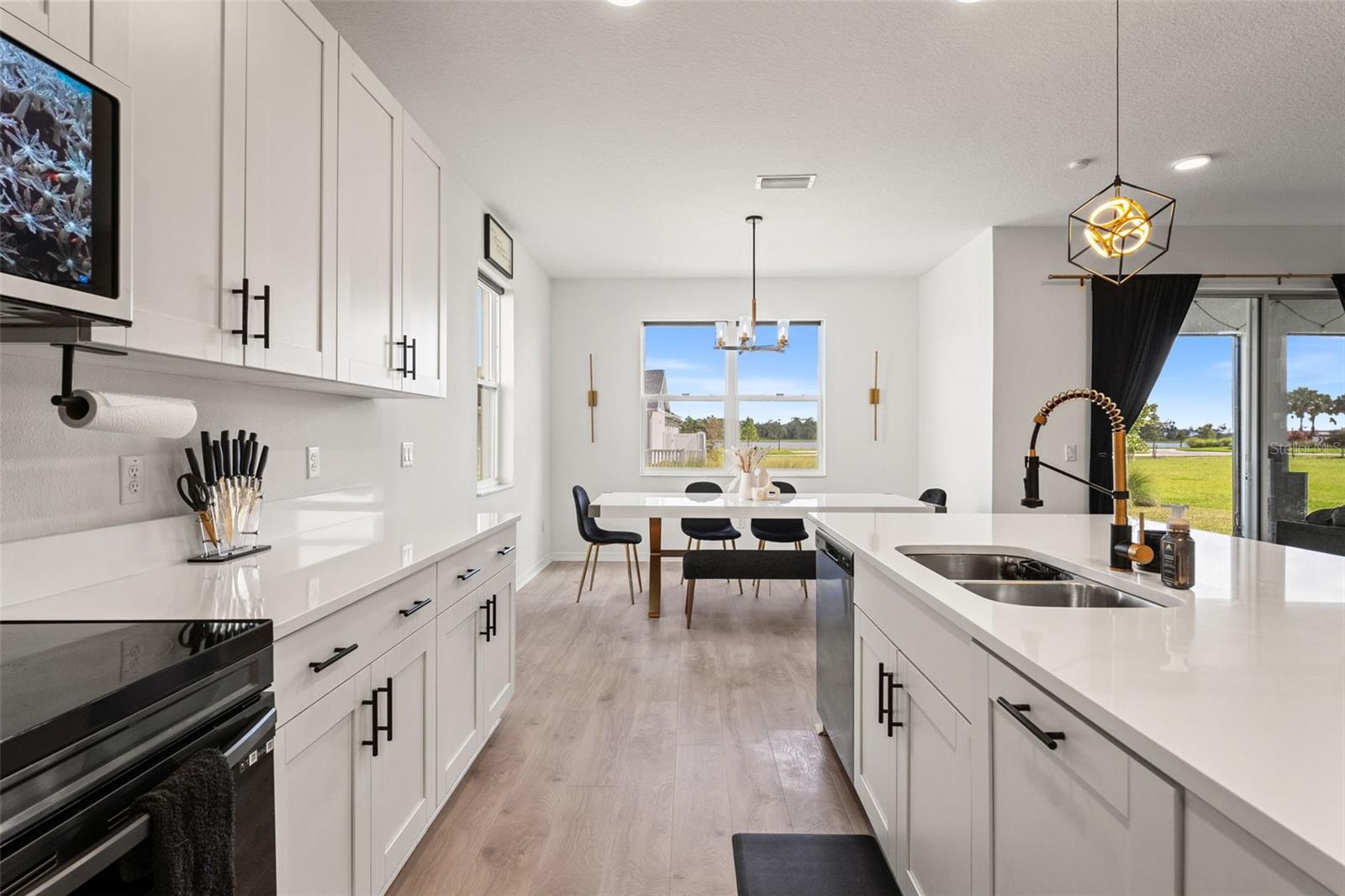 5945 NEWBERRY PINES AVE, WESLEY CHAPEL, FL, 33545
