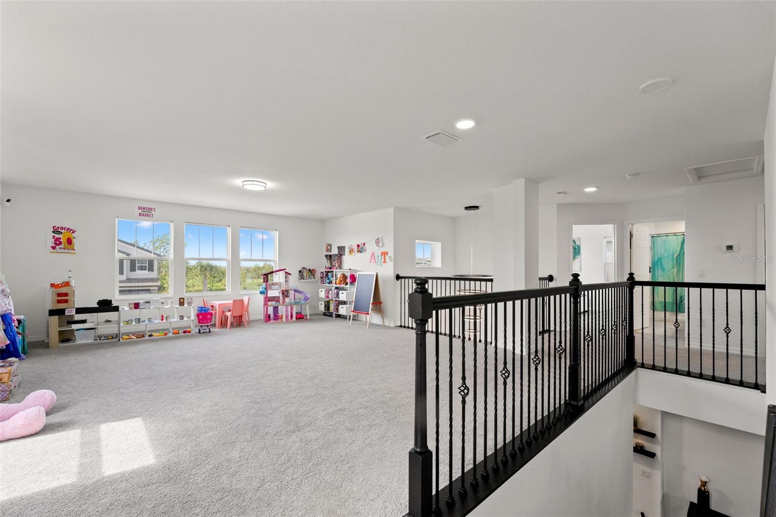 5945 NEWBERRY PINES AVE, WESLEY CHAPEL, FL, 33545