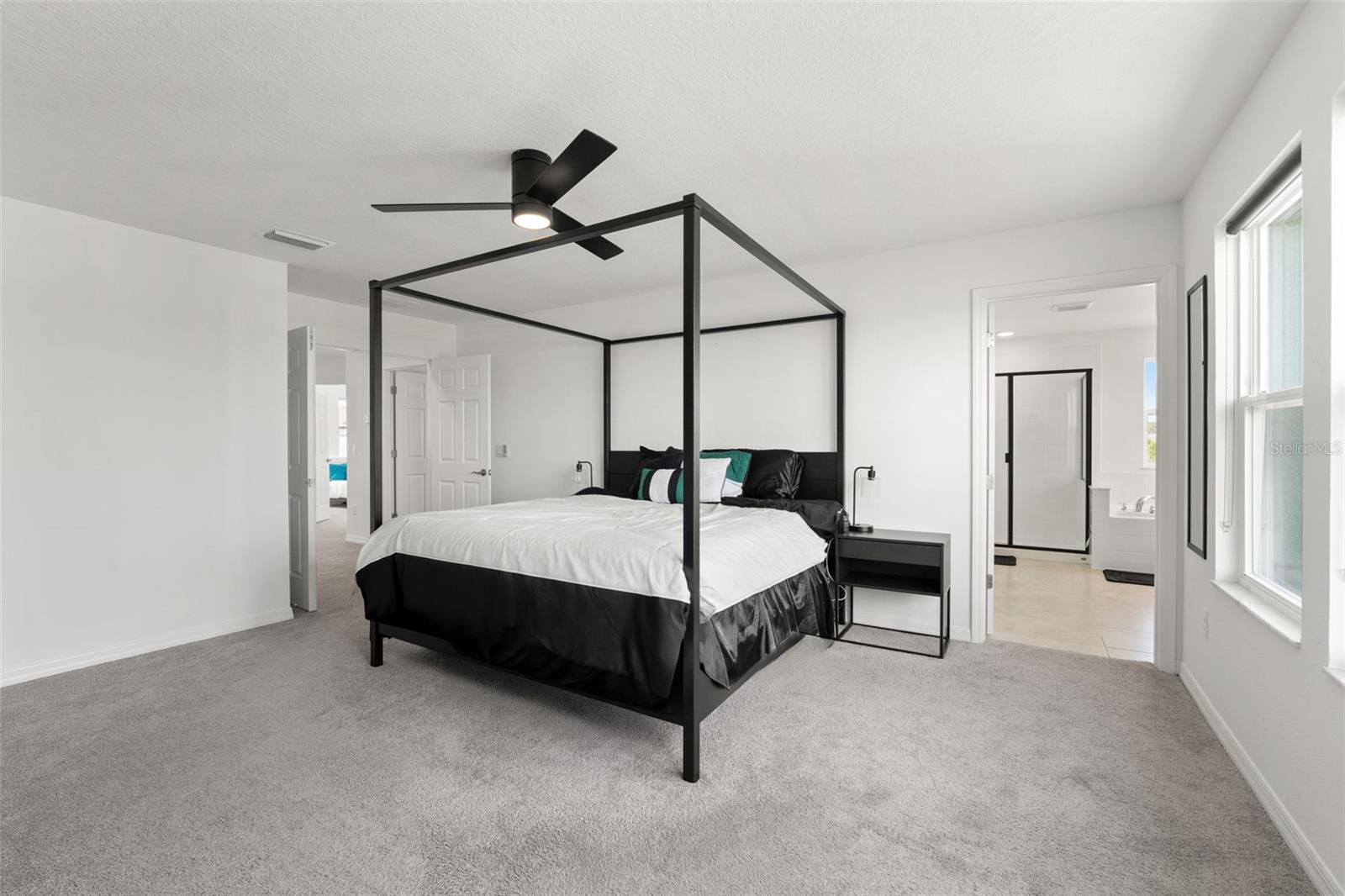 5945 NEWBERRY PINES AVE, WESLEY CHAPEL, FL, 33545