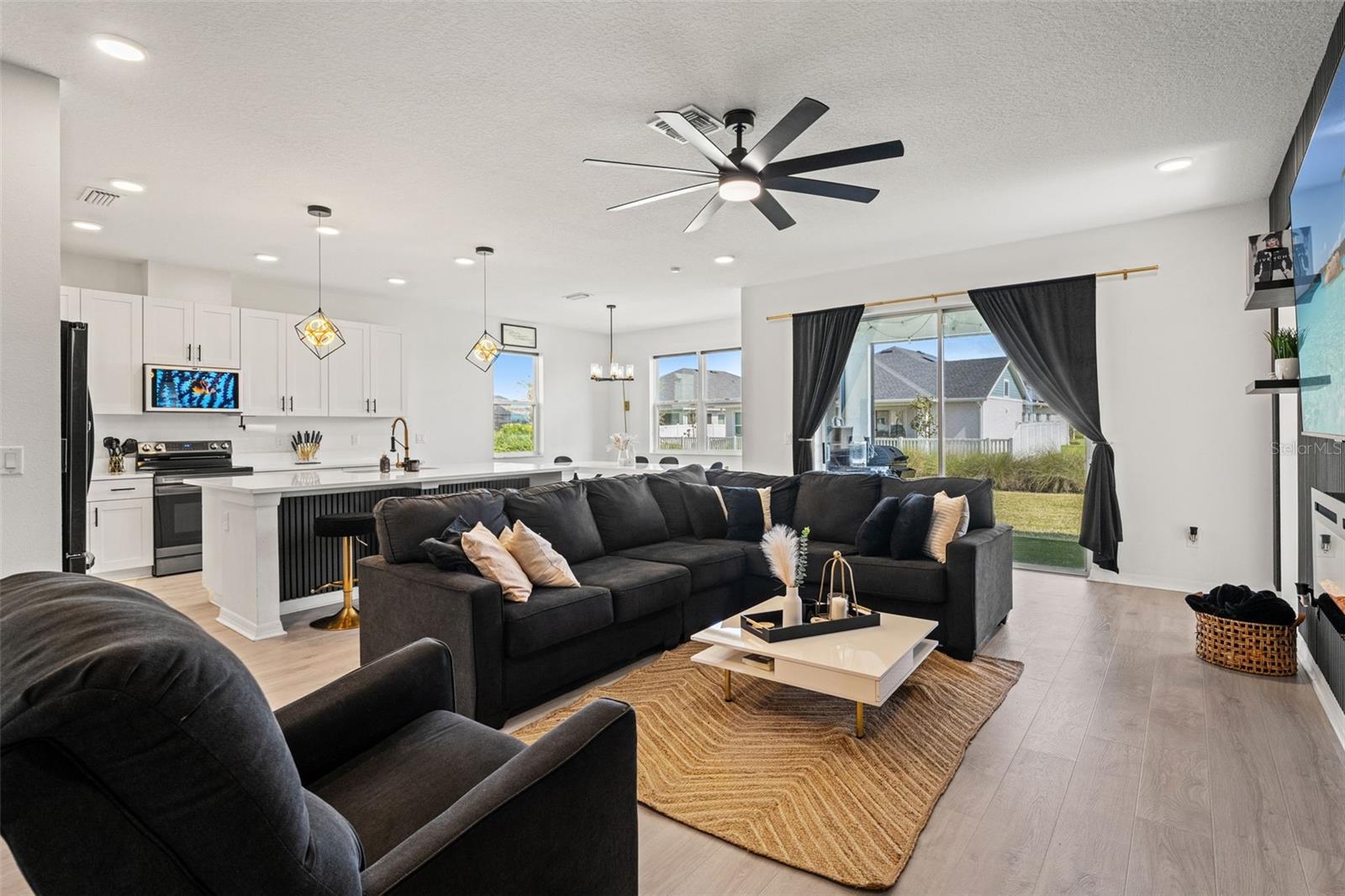 5945 NEWBERRY PINES AVE, WESLEY CHAPEL, FL, 33545