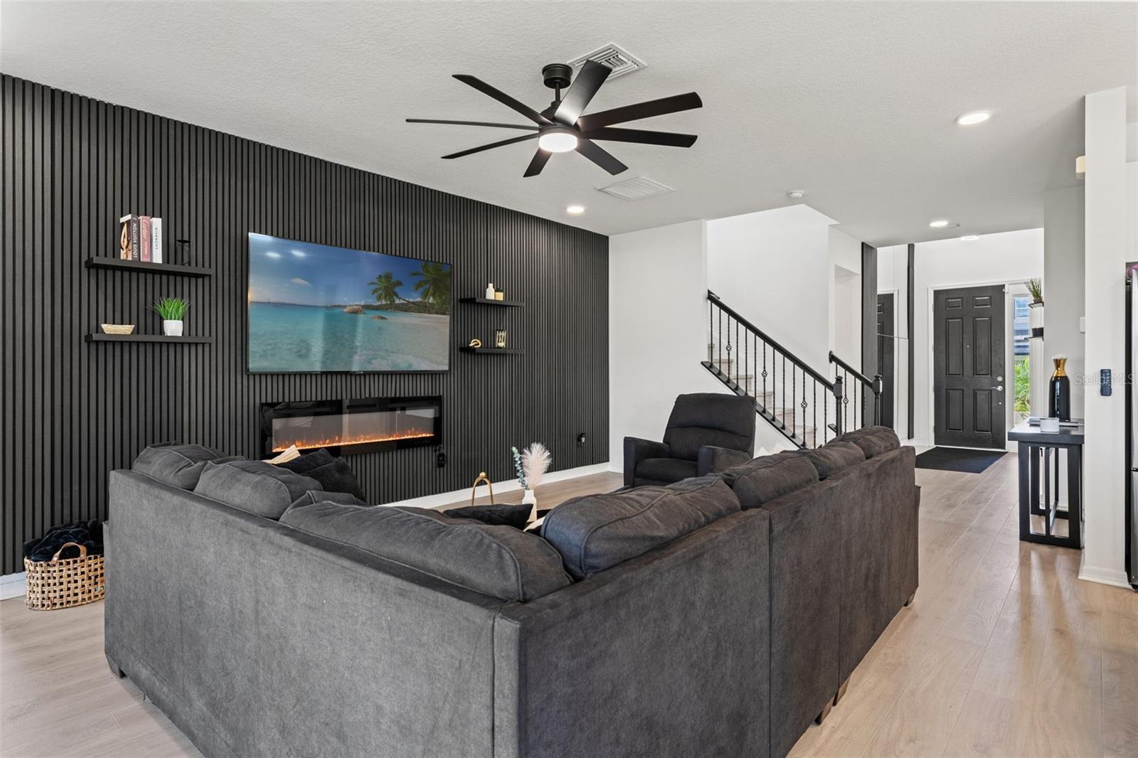 5945 NEWBERRY PINES AVE, WESLEY CHAPEL, FL, 33545