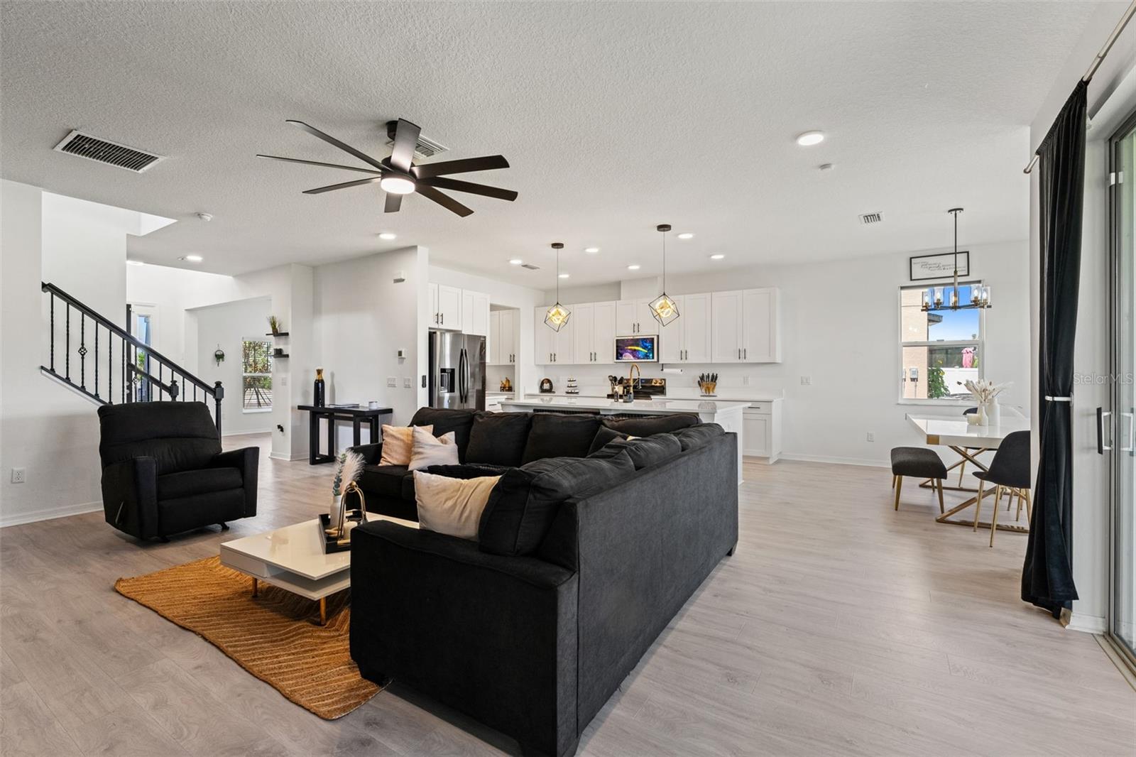 5945 NEWBERRY PINES AVE, WESLEY CHAPEL, FL, 33545