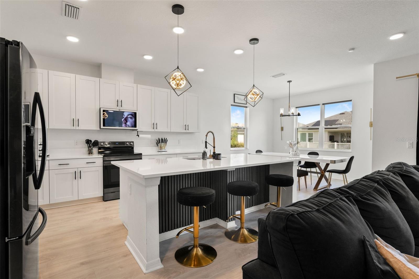 5945 NEWBERRY PINES AVE, WESLEY CHAPEL, FL, 33545