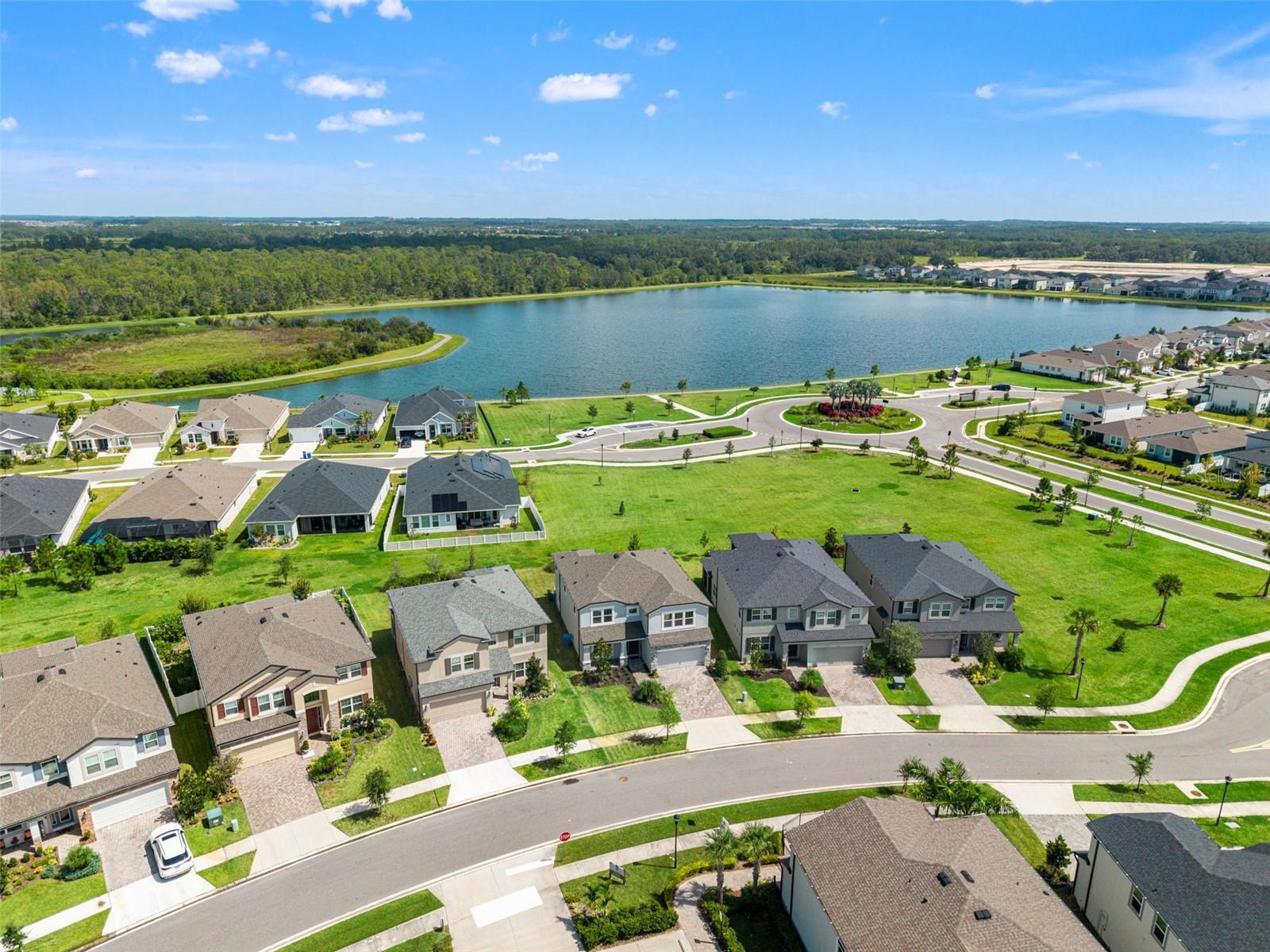 5945 NEWBERRY PINES AVE, WESLEY CHAPEL, FL, 33545