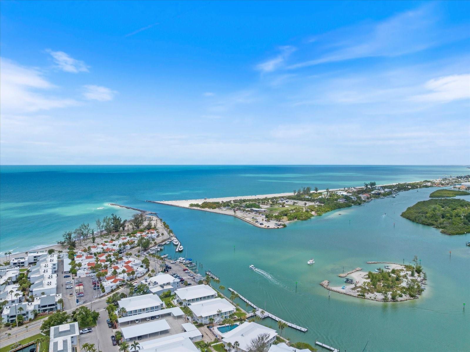 1585 TARPON CENTER DR #20, VENICE, FL, 34285
