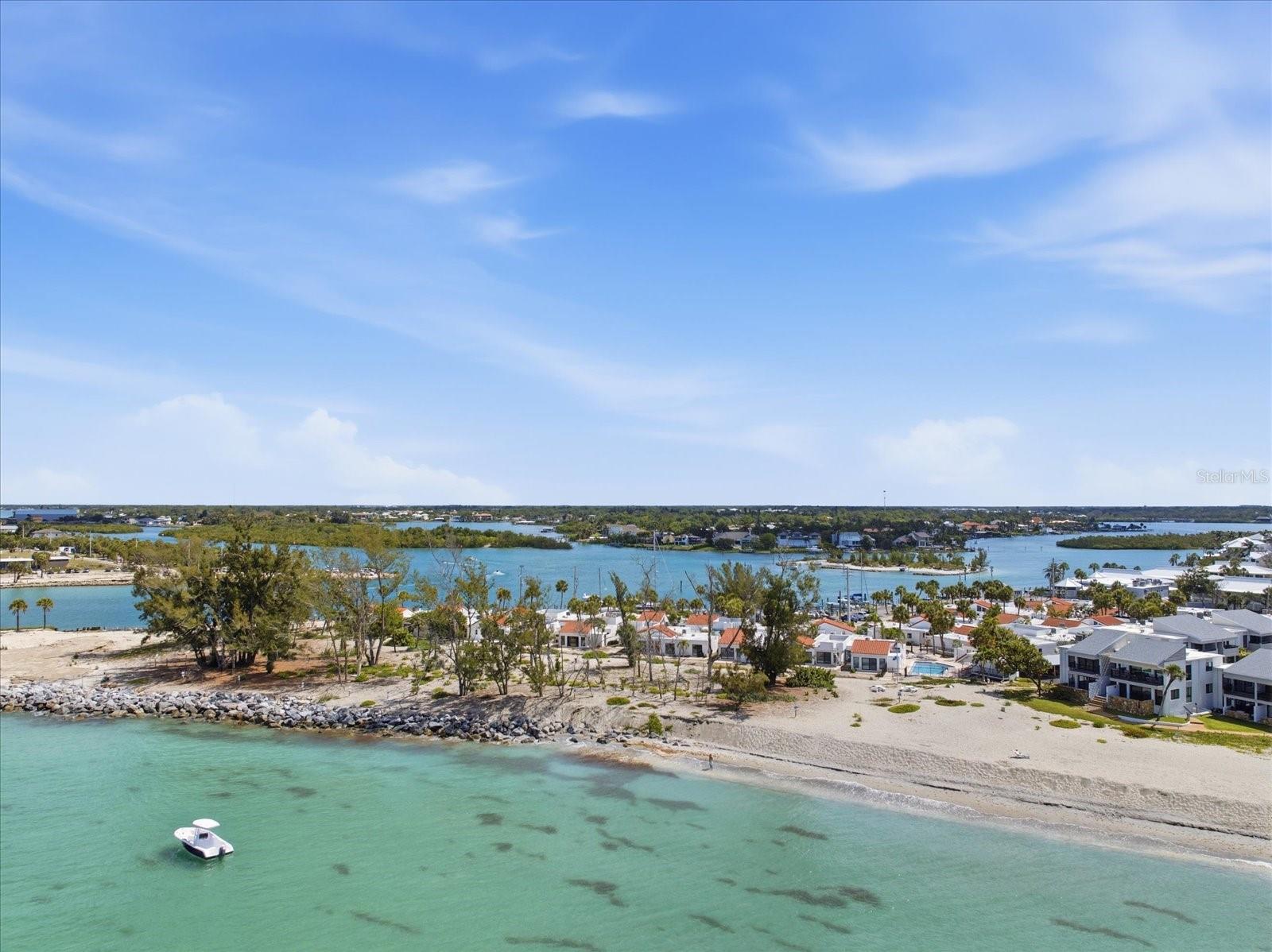 1585 TARPON CENTER DR #20, VENICE, FL, 34285